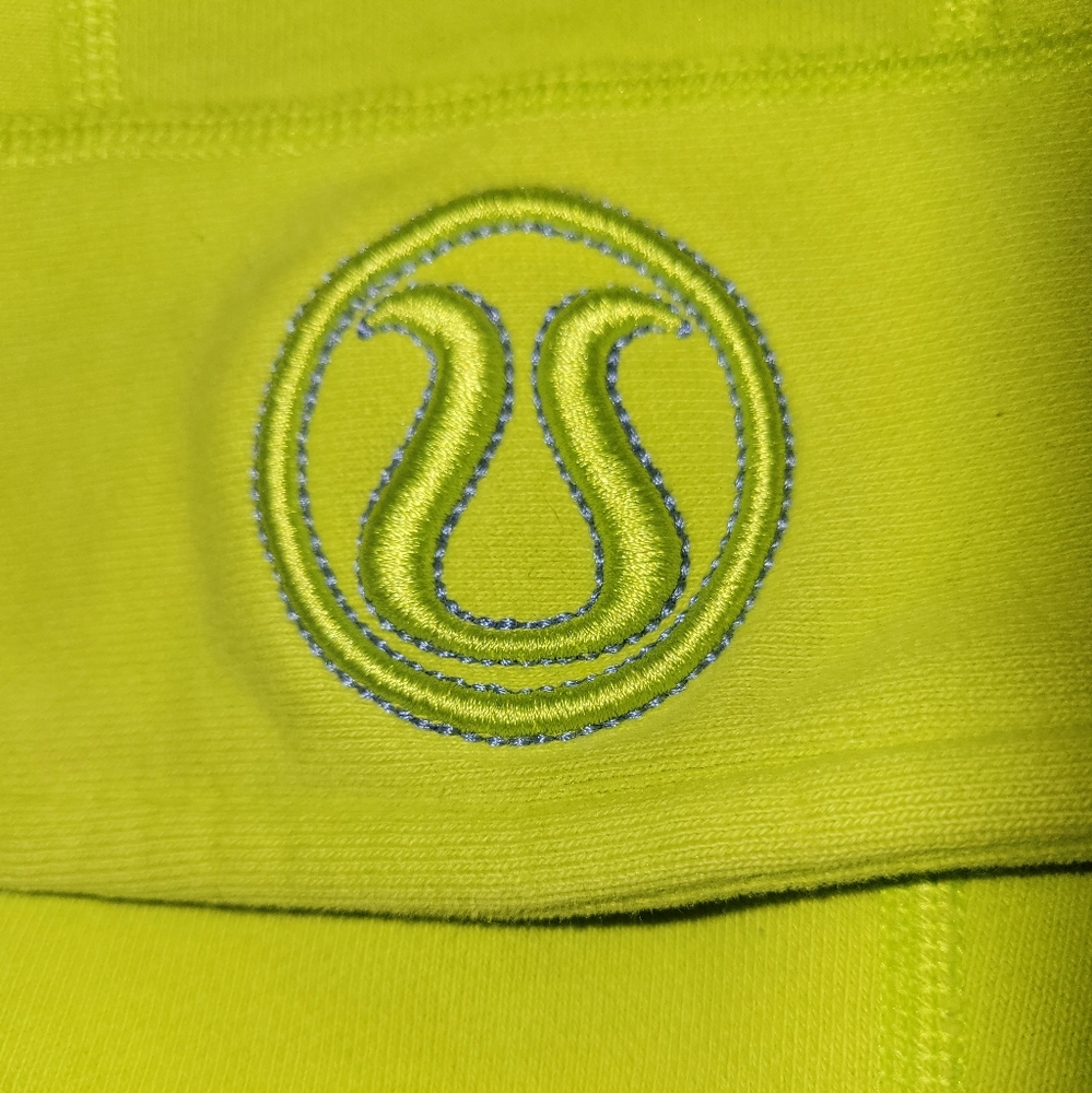 Lulu Scuba Sweater